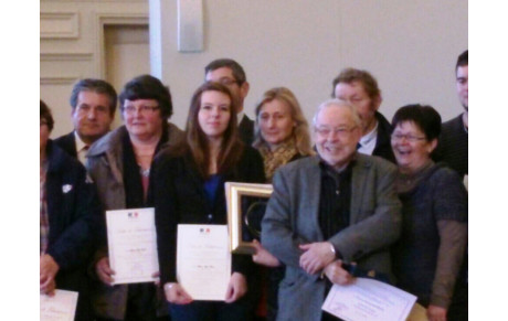 ALISON ET JULIE RECOMPENSEES AU TITRE DE LA JEUNESSE ET DES SPORTS