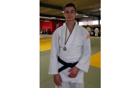 JULES MAYET AUX &quot;FRANCE&quot; CADETS