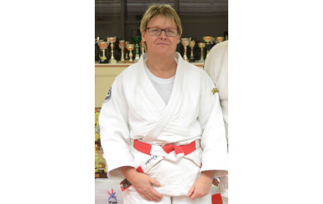 100 CEINTURES NOIRES POUR CORINE BASMAISON