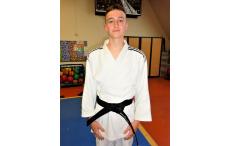 CLEMENT CHAMBARET CEINTURE NOIRE