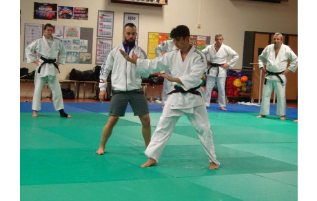 DECOUVERTE DU JUJITSU SELF-DEFENSE AU DOJO