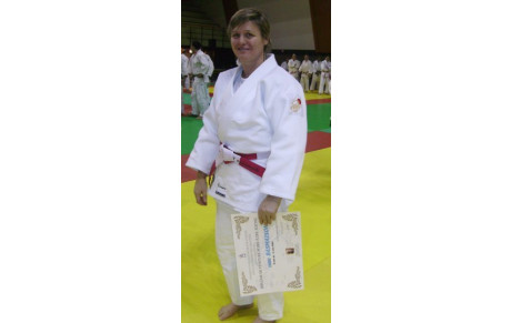 Remise du 6ème dan à Corine à l'Institut du judo