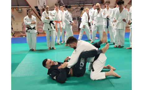 JUJITSU BRESILIEN PAR MAXIME COURTEILLE